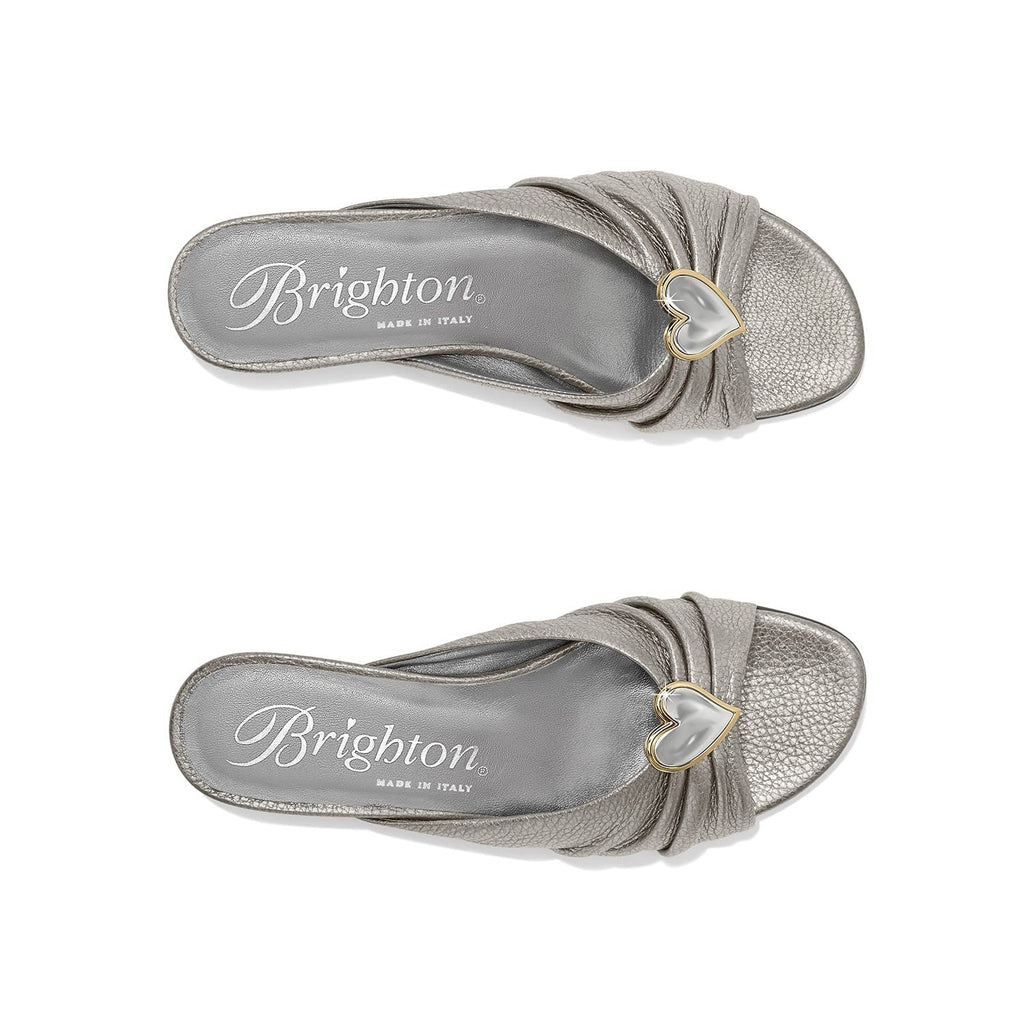 Naive Flat Sandals